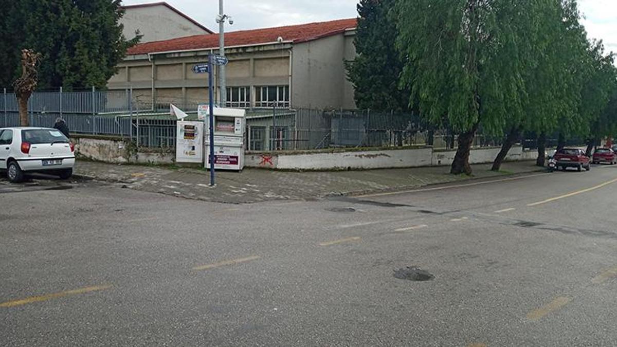 Aydın'da liseli iki grup arasında kavga! Bir öğrenci bacağından bıçaklandı