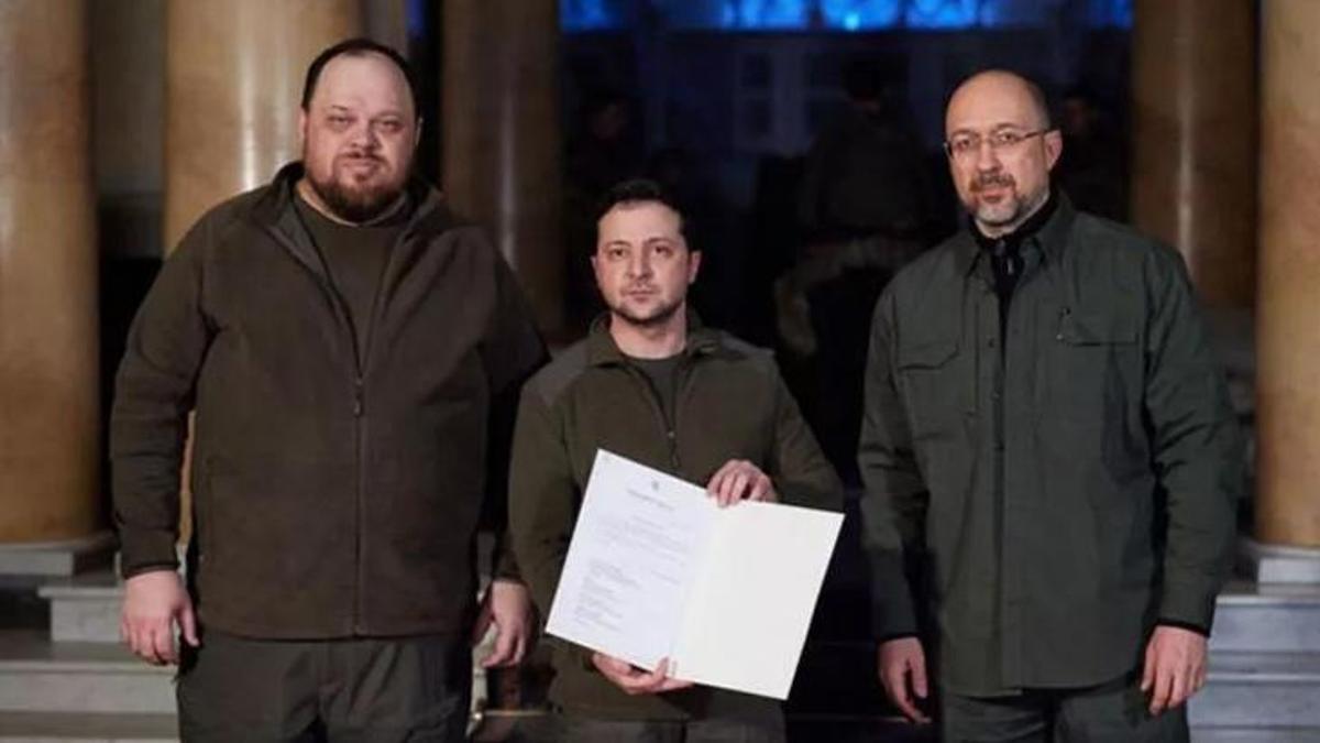 Zelenskiy'den bombalar altında kritik imza!