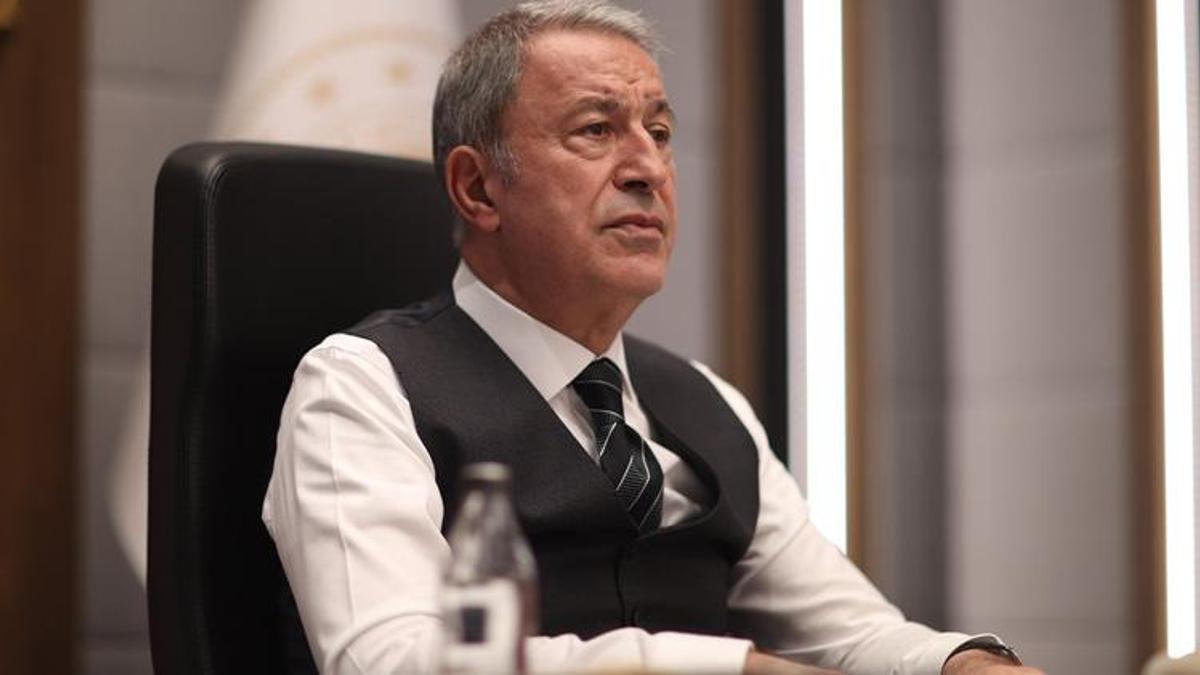 Bakan Akar'dan flaş açıklama! 'Montrö'nün aşındırılması kimseye yarar sağlamaz'