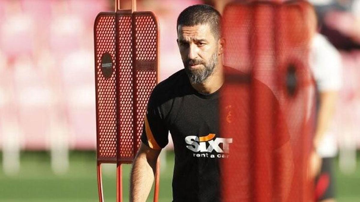 Arda Turan'dan imalı açıklama! 'Jubilemde onu da yanımda götüreceğim'