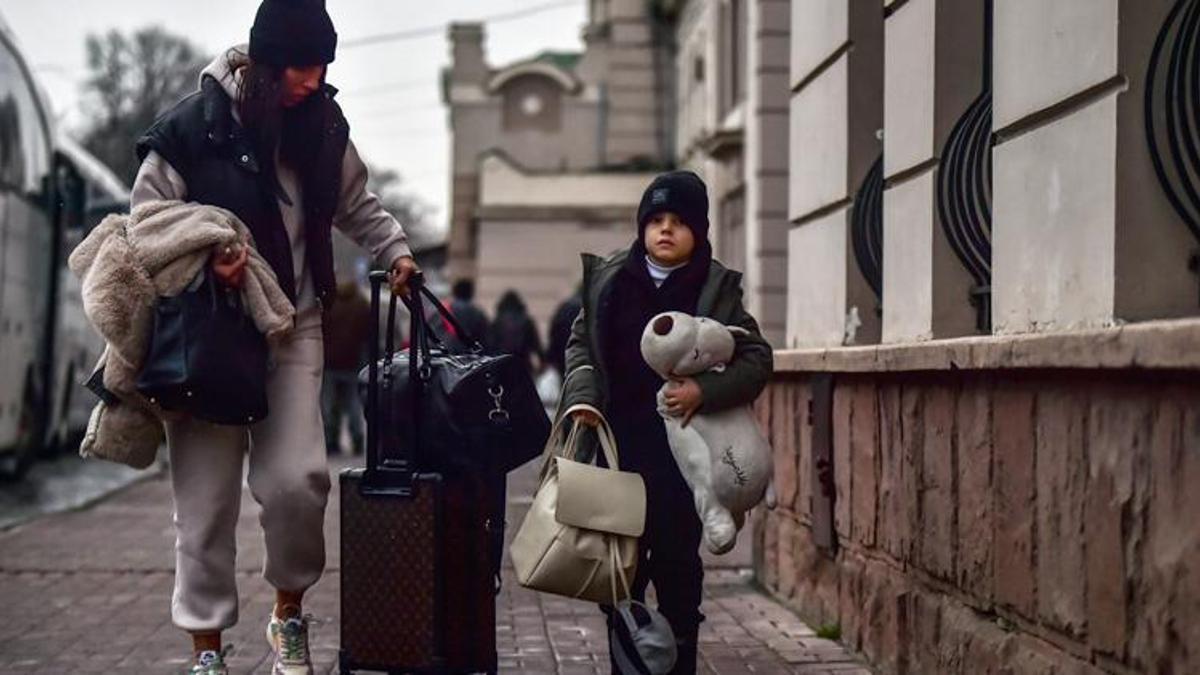 Türkiye'nin Kiev Büyükelçiliği'nden tahliyelere ilişkin flaş çağrı! 'Sokağa çıkma yasağı başlamadan gelin'