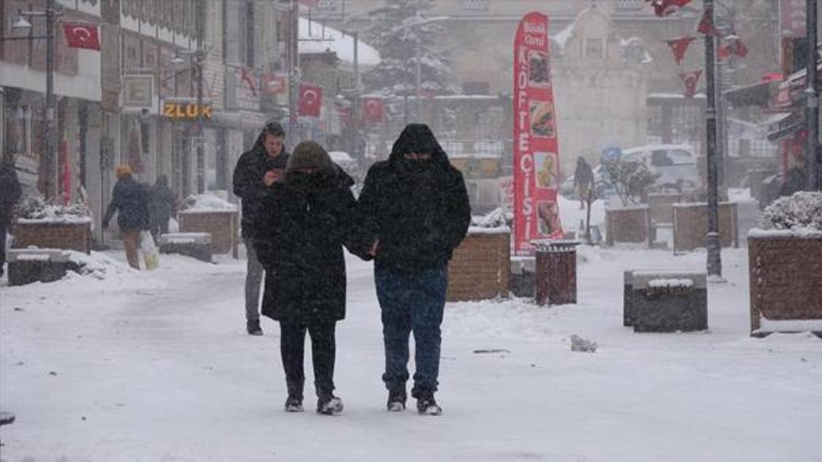 Kar yağışı uyarısı! Valilikten flaş açıklama geldi