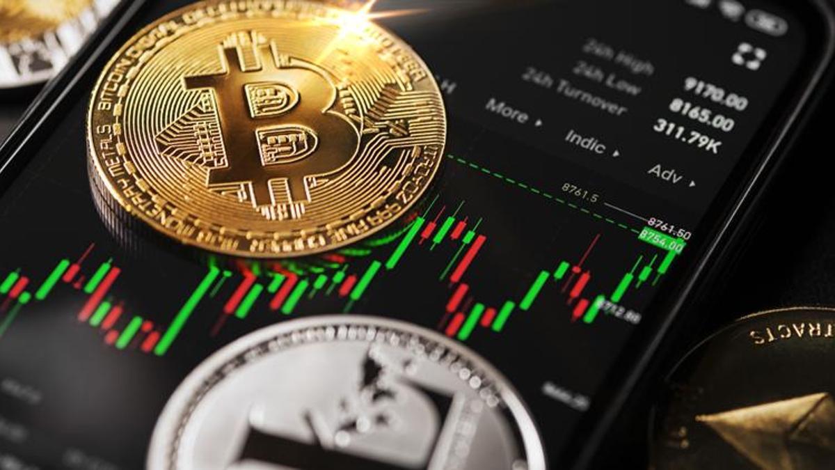 Bitcoin tepetaklak oldu! Kripto paralarda büyük düşüş! Zarar ettirdi