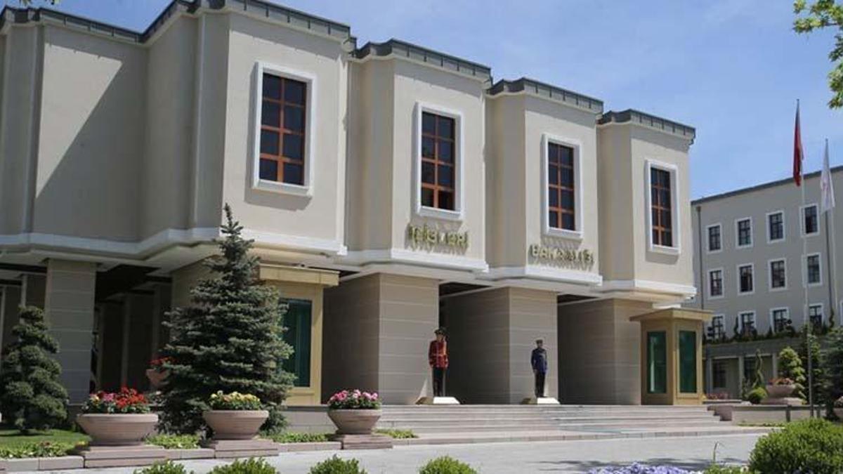 Maske genelgesi 2022! İçişleri Bakanlığı genelgesi yayımlandı: Maske, HES kodu, PCR testi genelgesi nedir?