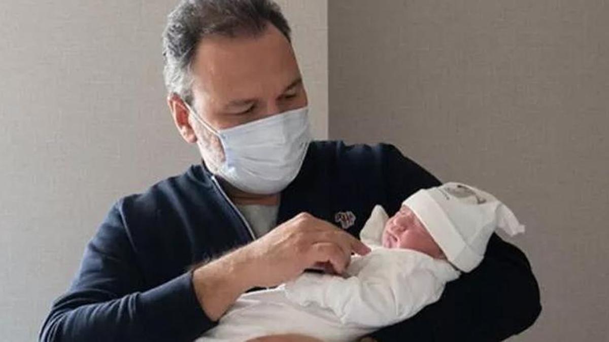 Ali Sunal: İlk görüşte aşka inanır mısınız?