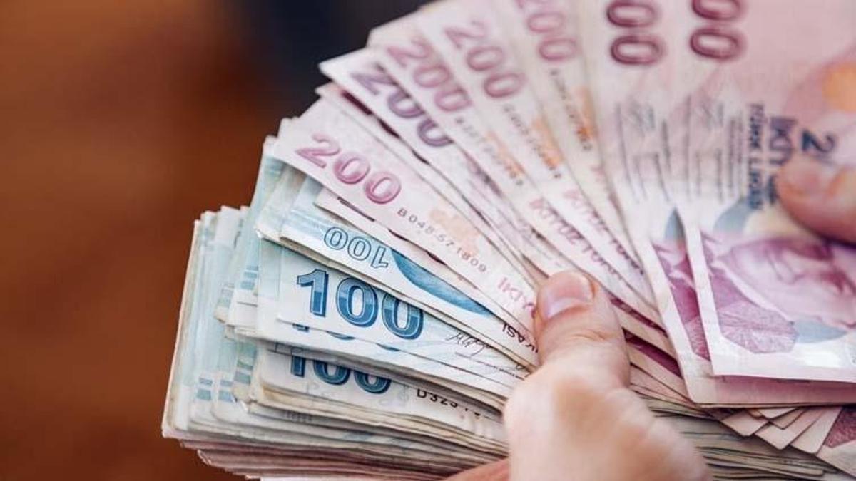 Bayram ikramiyesi ne kadar oldu 2022, emekli bayram ikramiyesi ne zaman yatacak? Ramazan Bayramı ikramiyesi 2022!