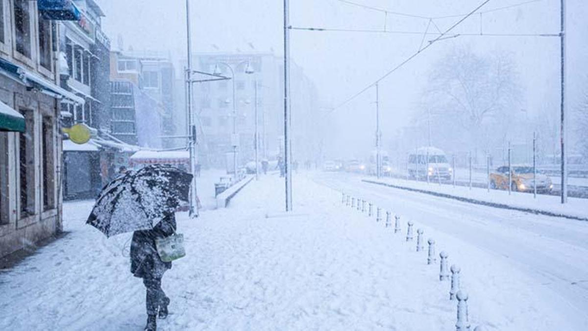 Aybar kar fırtınası nedir? Sibirya soğukları ne zaman başlıyor? İstanbul'da kar yağacak mı?