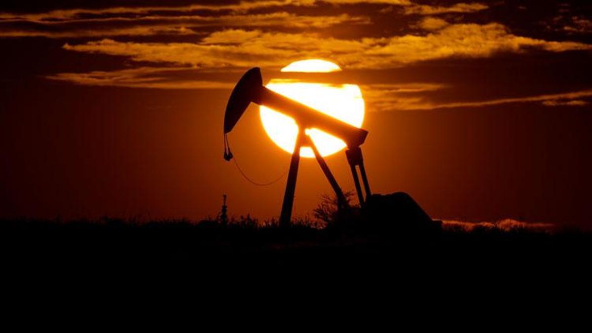 Rusya: Petrol fiyatı varil başına 300 dolar veya daha fazla olabilir