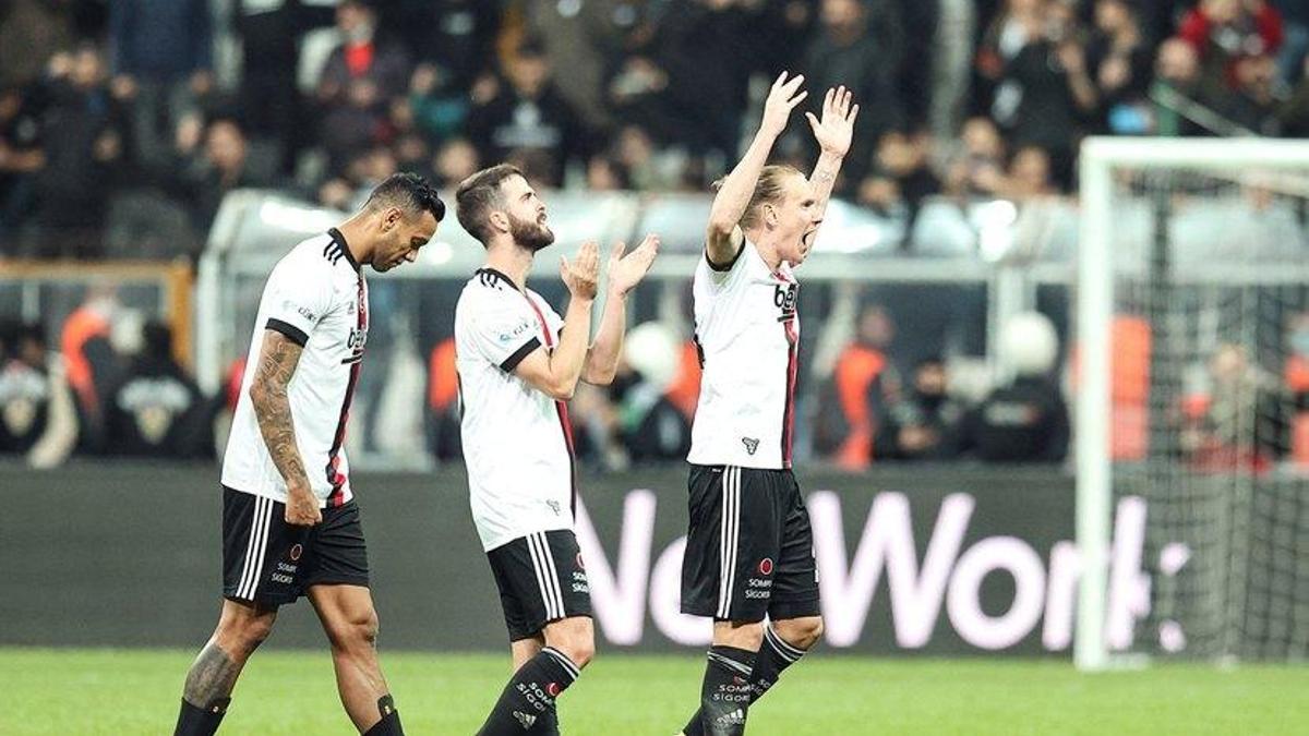 Beşiktaş'a Galatasaray maçı öncesi 2 yıldızdan güzel haber