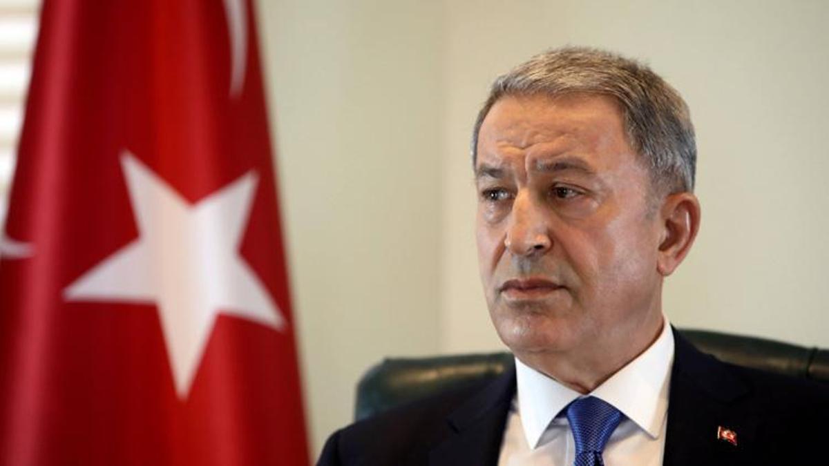 Bakan Akar, Ukraynalı mevkidaşı Reznikov ile görüştü