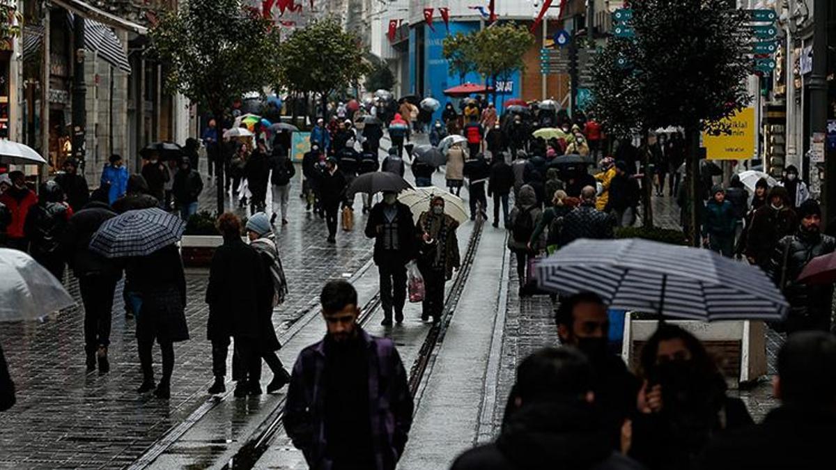 Pandemi raporunun sonuçları açıklandı! Toplumun yüzde 70'i 'şansa' koronaya yakalanmadığını söyledi