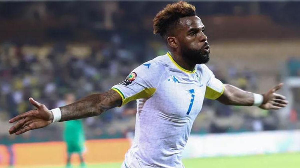 Aaron Boupendza son maçına çıktı imza atmak için Süper Lig devine geliyor