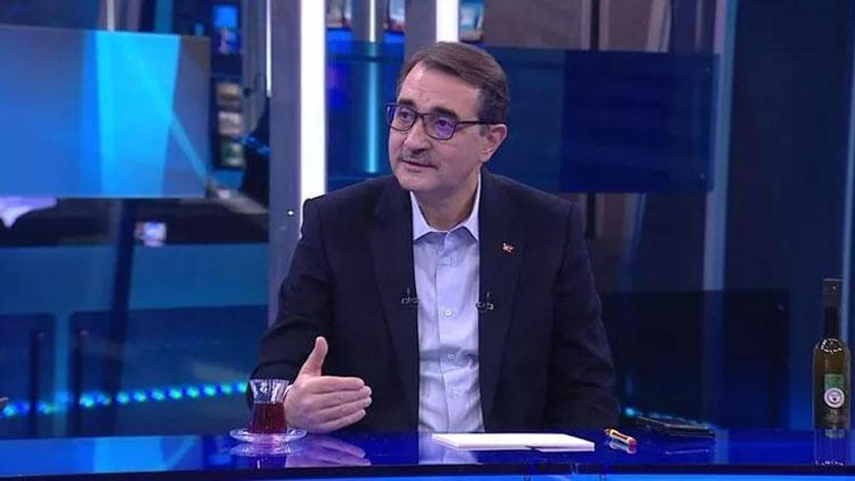 Petrol ve doğal gaz ile ilgili Bakan Dönmez'den canlı yayında son dakika açıklaması