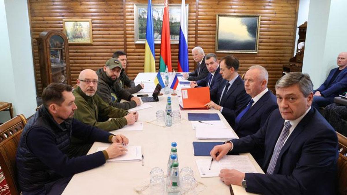 Rusya ve Ukrayna heyetleri 4’üncü kez bir araya geldi