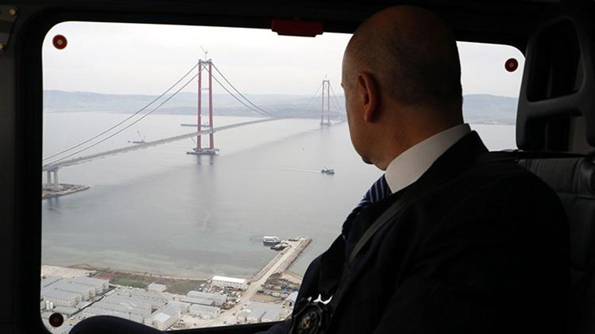 Bakan Karaismailoğlu, 1915 Çanakkale Köprüsü'nü havadan inceledi