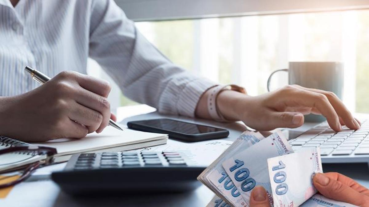 SGK'dan karşılıksız para desteği! Ayda 3.984 TL ödeniyor, başvuruyu önce yapan alıyor