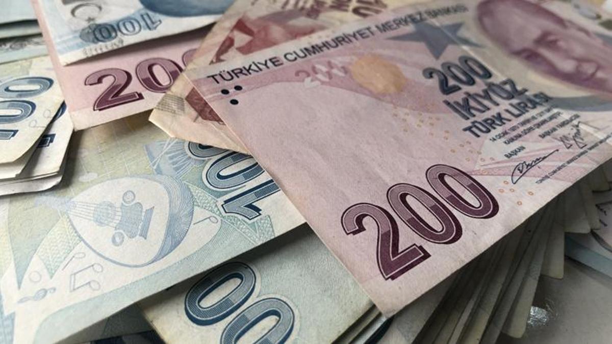 Asgari ücrete ikinci zam ile ilgili peş peşe açıklamalar! Tarih verdi! Milyonları ilgilendiriyor...