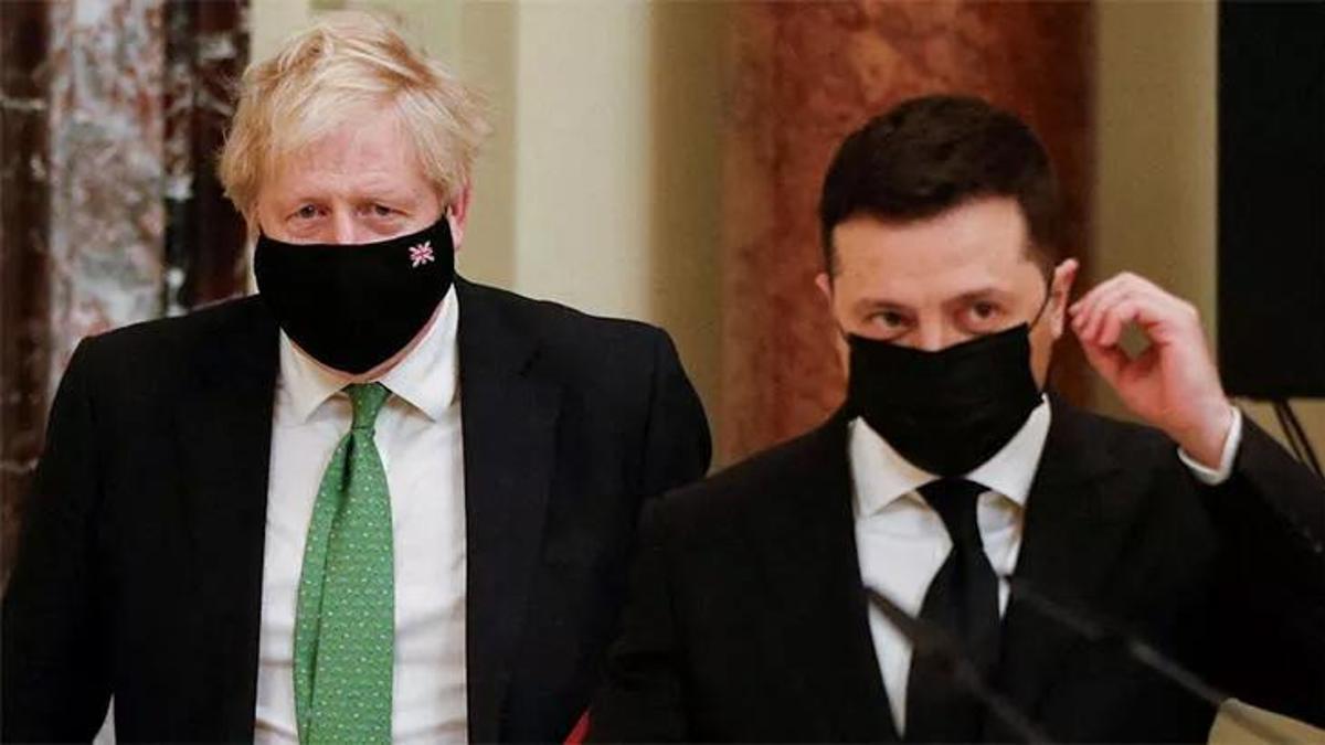 İngiltere Başbakanı Johnson'dan Zelenskiy ve ailesine sığınma teklifi!