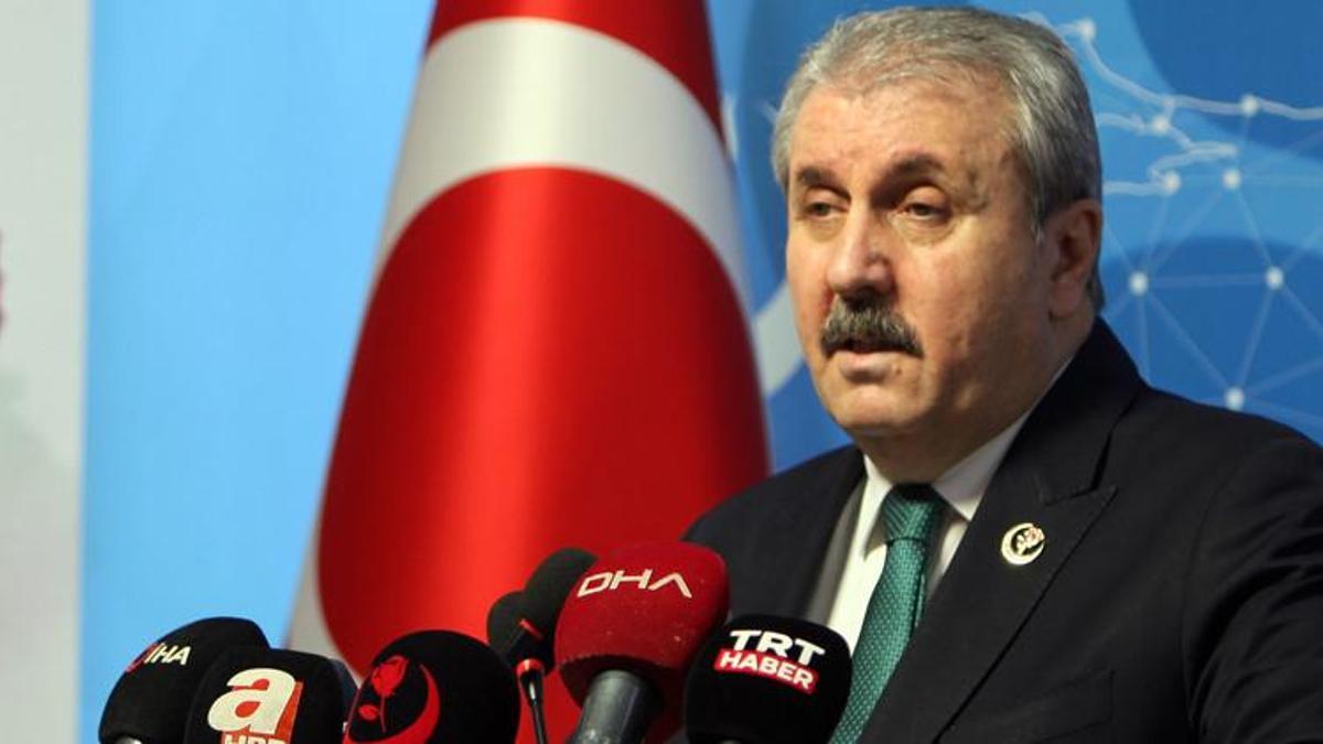 Destici: CHP’nin çok tehlikeli bir oyuna kalkıştığını söylemek zorundayız