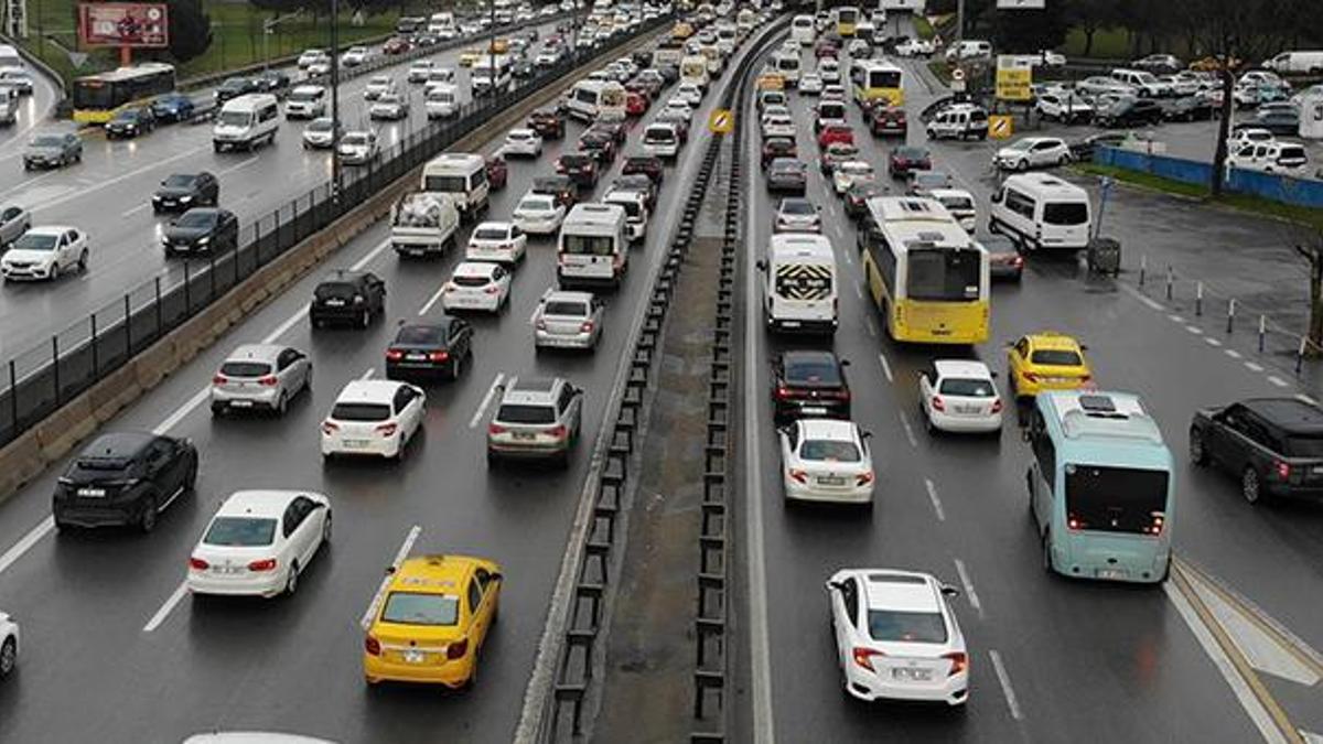 Arabası olan herkesi ilgilendiriyor! Bir dönem resmen sona eriyor, 31 Mart'tan itibaren artık...