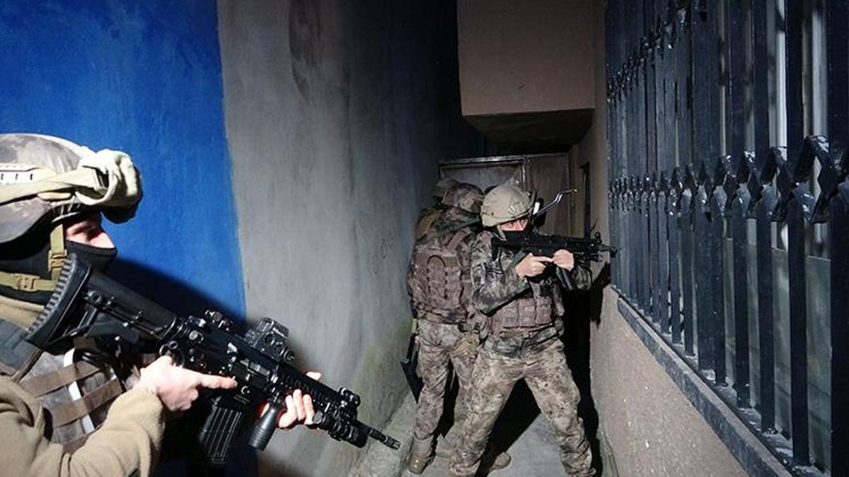 DEAŞ'a şafak operasyonu!