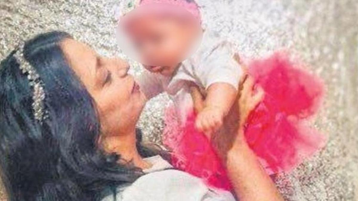 Çarpık ilişki ağında kan aktı! Görülmemiş olay! Eşinin yanında sevgilisini vurdu