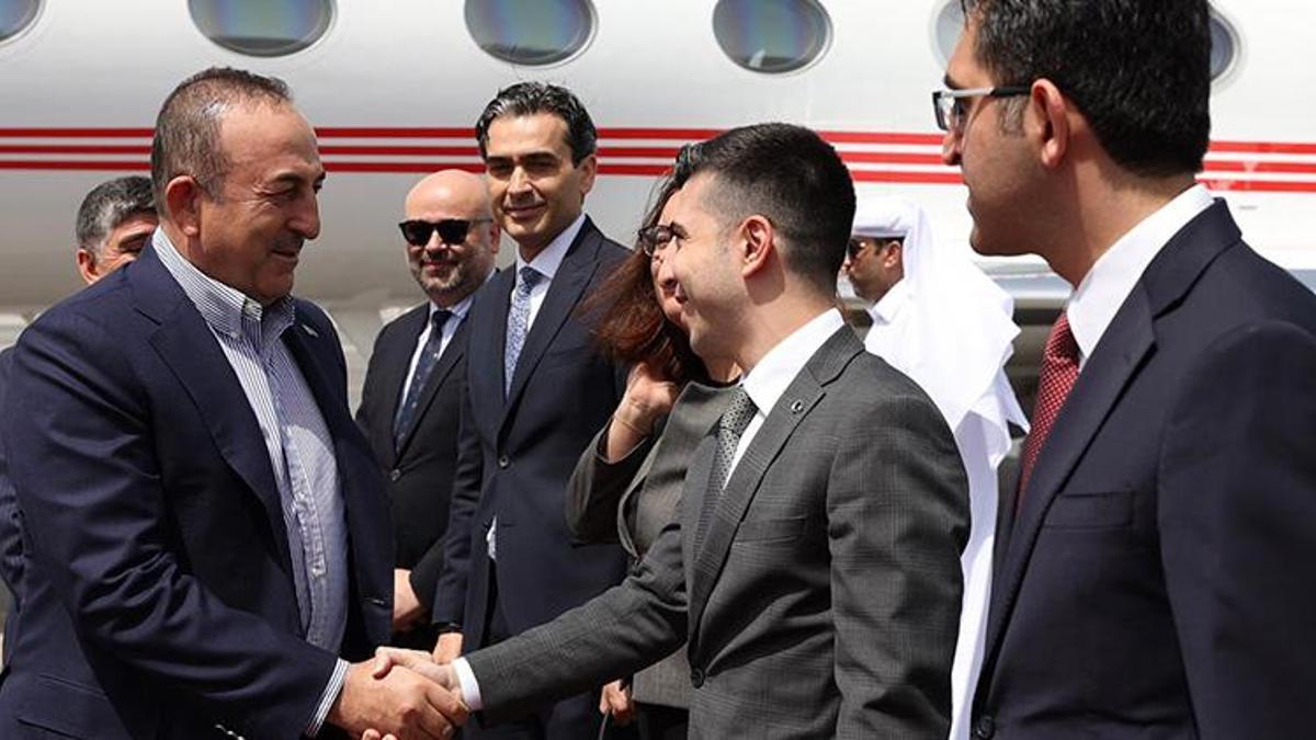 Bakan Çavuşoğlu Katar’da