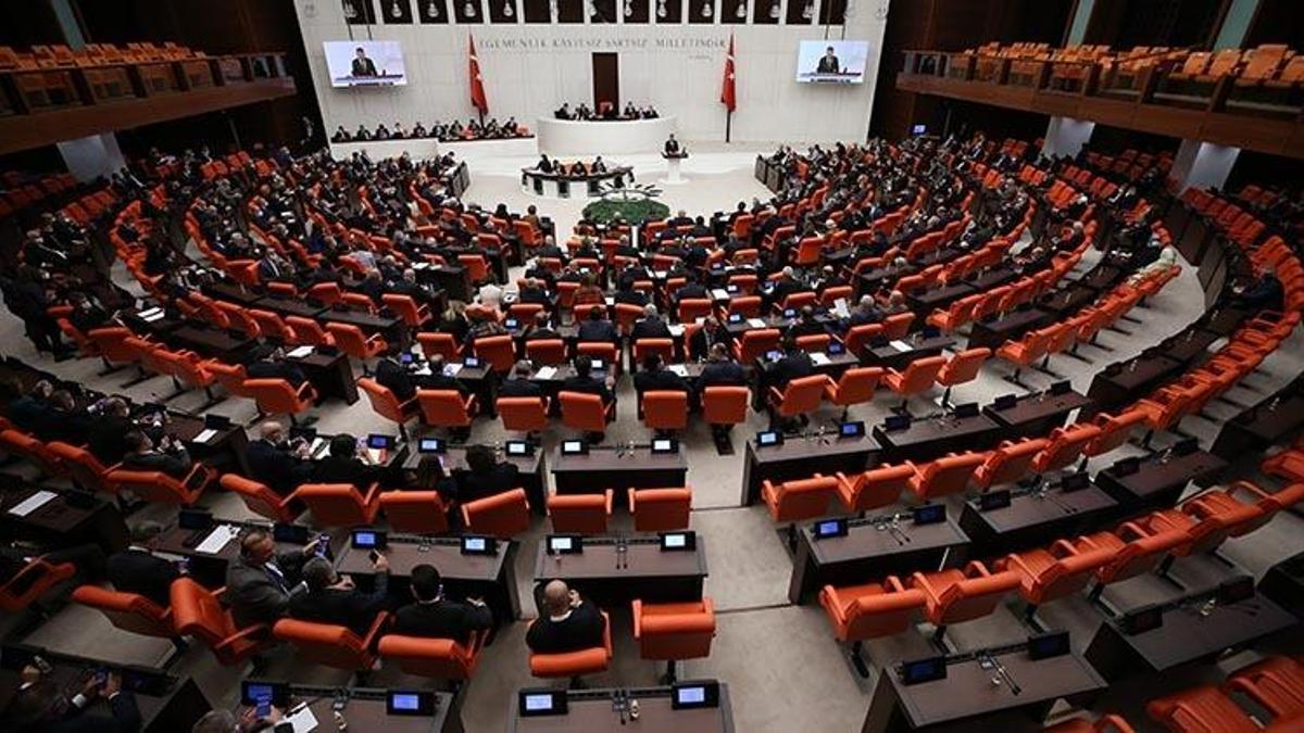 Maaşlarına zam geliyor 4253 lira olacak! Meclis'e sunuldu, binlerce kişi bekliyordu...