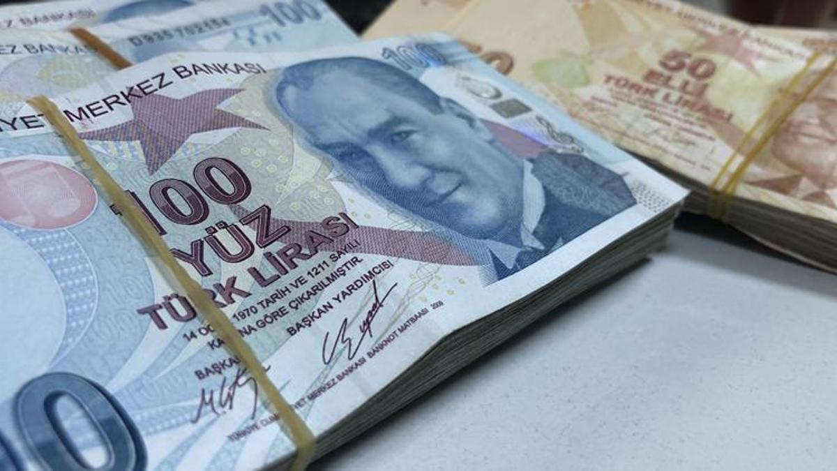 Emekliye bayram ikramiyesi müjdesi! Paralar hesaba yatacak! Ve belli oldu! En düşük 1.500 lira...