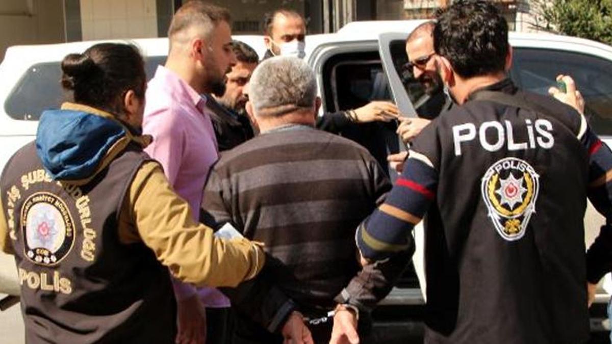 Küçükçekmece Adliyesi'nde 4 kişinin öldüğü kavgada 20 şüpheli adliyeye sevk edildi