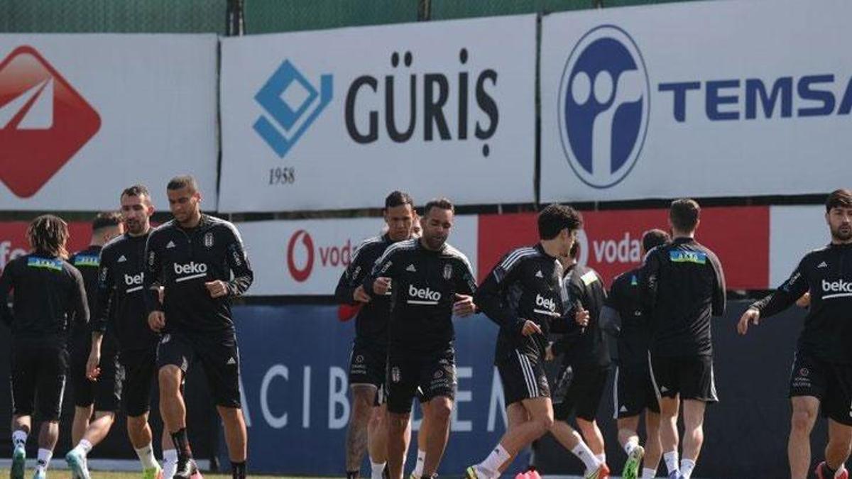 Trabzonspor maçı öncesi Beşiktaş'a 2 yıldızdan güzel haber
