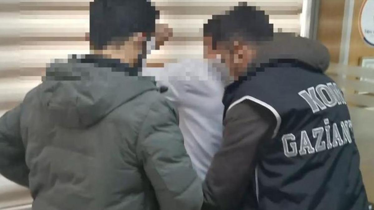 Tapuda rüşvet alan memura suçüstü