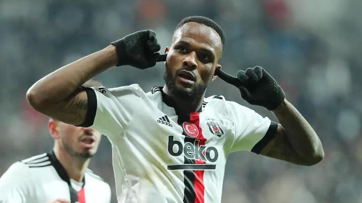 Beşiktaş yönetiminden Larin'e bir teklif daha
