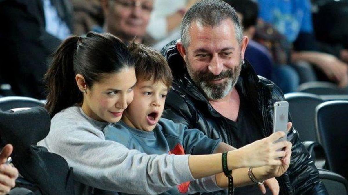 Cem Yılmaz eski eşi Ahu Yağtu'nun nafakasını azaltılması için dava açtı! Karar verildi...