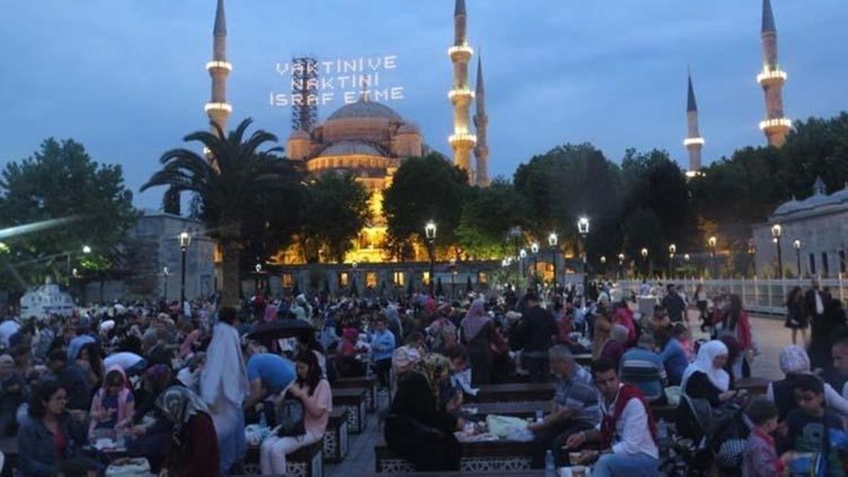 İl il iftar saatleri 2022 sorgulama ekranı! Geri sayım başladı: İftar saati kaç, ezan kaçta okunuyor? İstanbul, Ankara, İzmir, Bursa, Denizli…