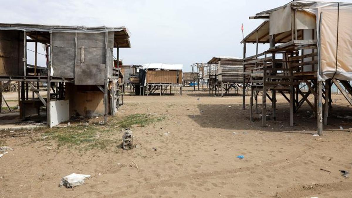 Bedava tatilin adresi çardakların yıkımı, yılan hikayesine döndü