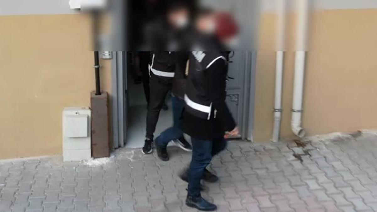 İki ilde silah ticareti operasyonu: 8 gözaltı
