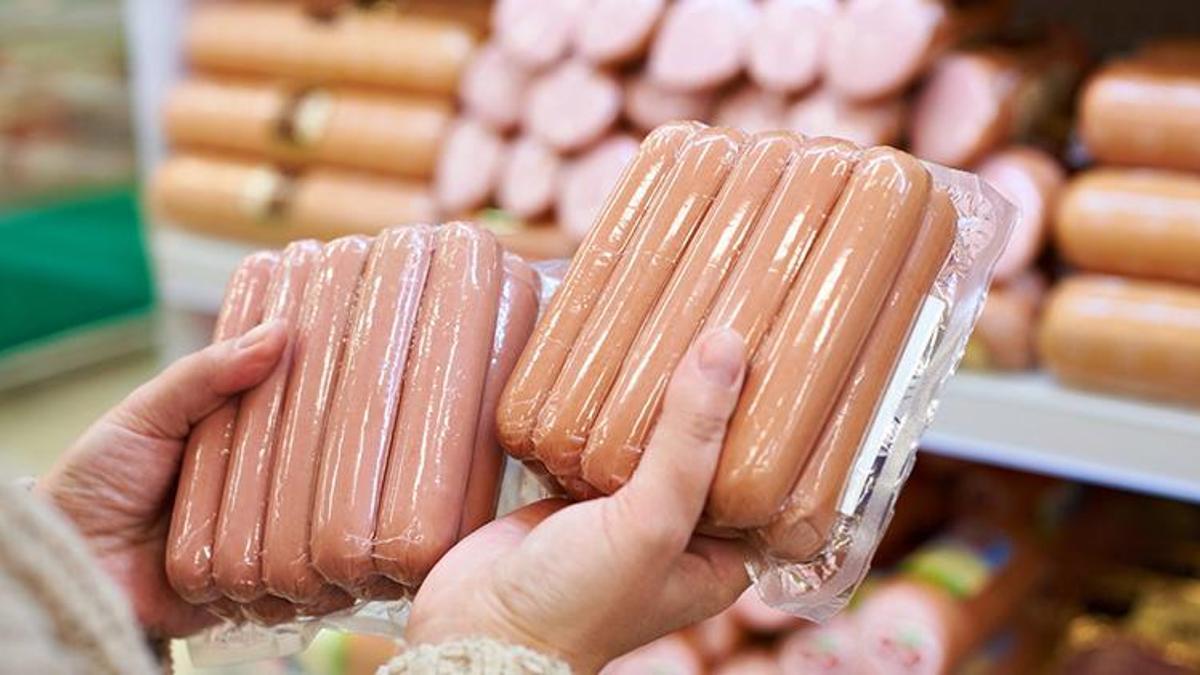 Dünya bu olayı konuşuyor! Yüksek Mahkeme yargıcı marketten sosis çaldı, mahkum oldu