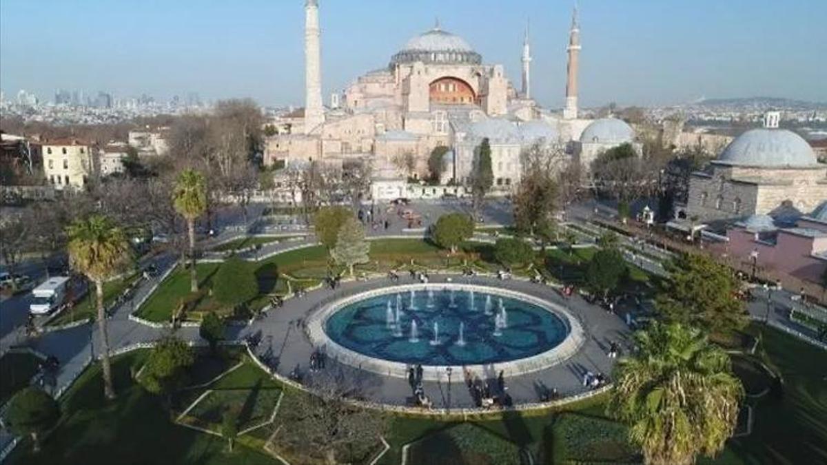 İstanbul Valiliği'nden Sultanahmet Meydanı açıklaması