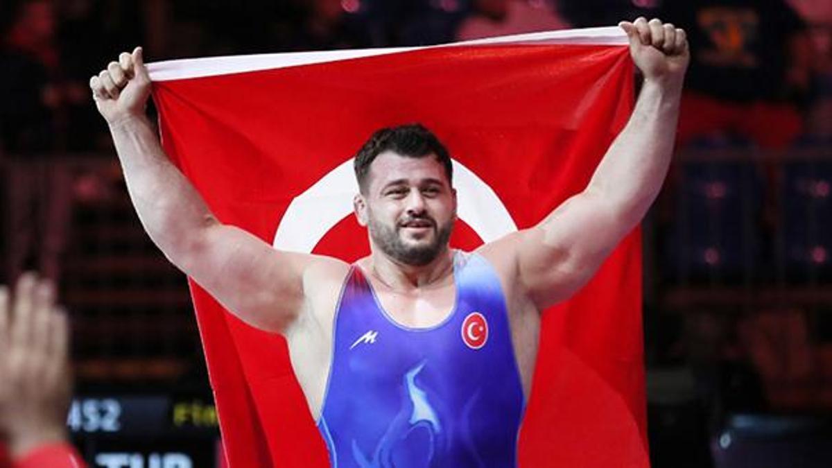 Rıza Kayaalp 11. kez Avrupa şampiyonu