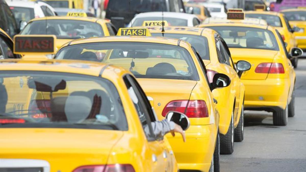 Taksiciler Uber'i çileye dönüştürdü!