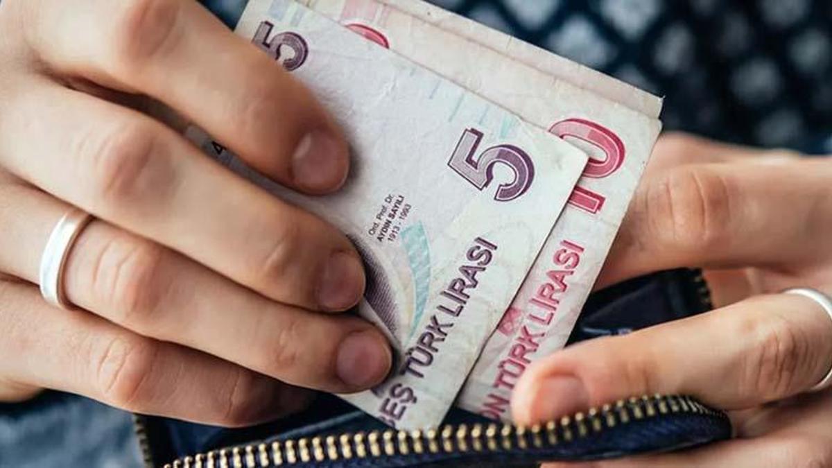 Zekat hesaplama 2023! Zekat nasıl hesaplanır, fitreyle farkı nedir? Kimler zekat vermeli, zekat kimlere farz, zekat verilecek kişiler kim?