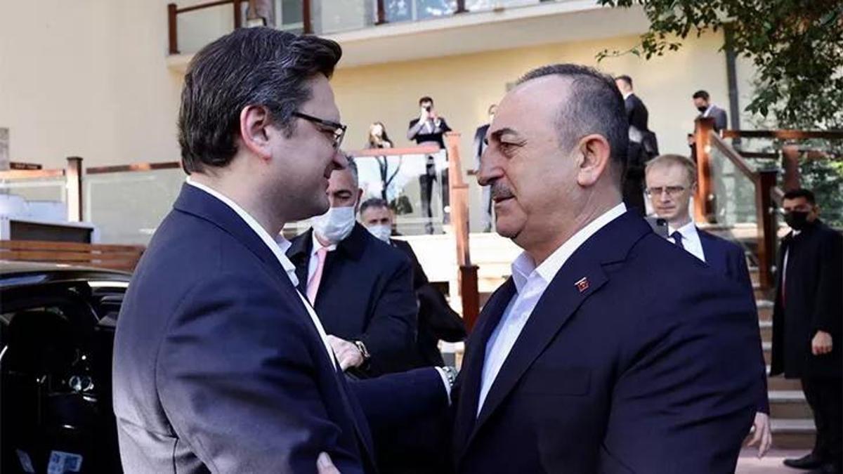 Bakan Çavuşoğlu, Ukraynalı mevkidaşıyla görüştü!