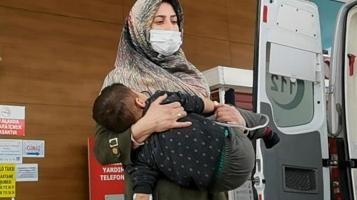 3 yaşındaki çocuk evde bulduğu böcek ilacını yedi!