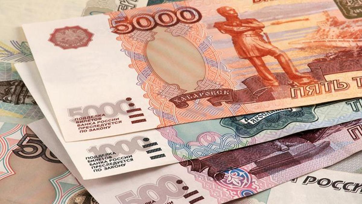 Rus rublesi toparlandı! Savaş öncesi seviyeye döndü