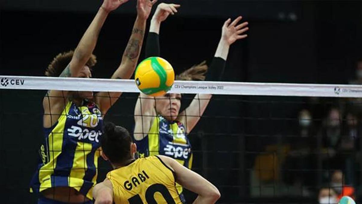 Fenerbahçe Opet'i yenen Vakıfbank Avrupa finalinde!