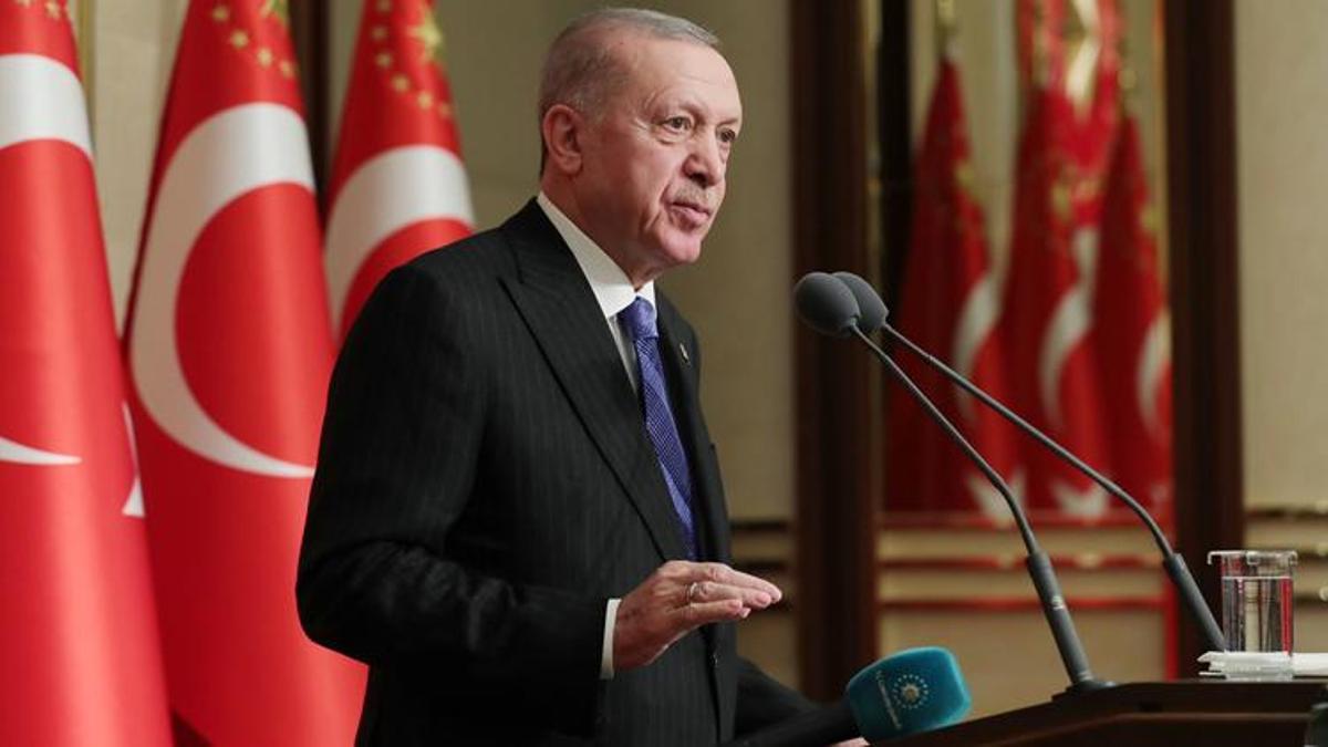 AK Parti'den flaş anket açıklaması!