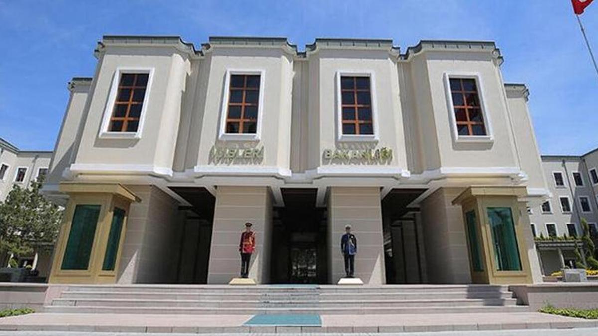 'Yabancılara vatandaşlık veriliyor' iddiası ile ilgili İçişleri Bakanlığı'ndan açıklama