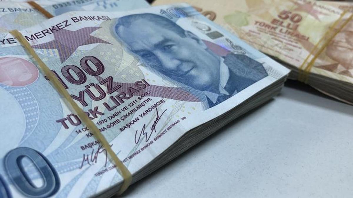 Emekliye bayram ikramiyesi müjdesi! Zam geliyor! Hesaplara yatacak! Tek tek hesaplandı!