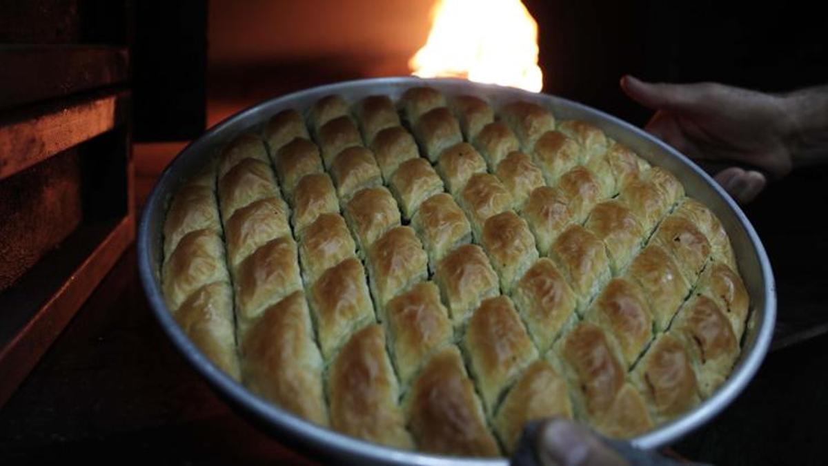 Günlük 60 ton baklava üretiliyor